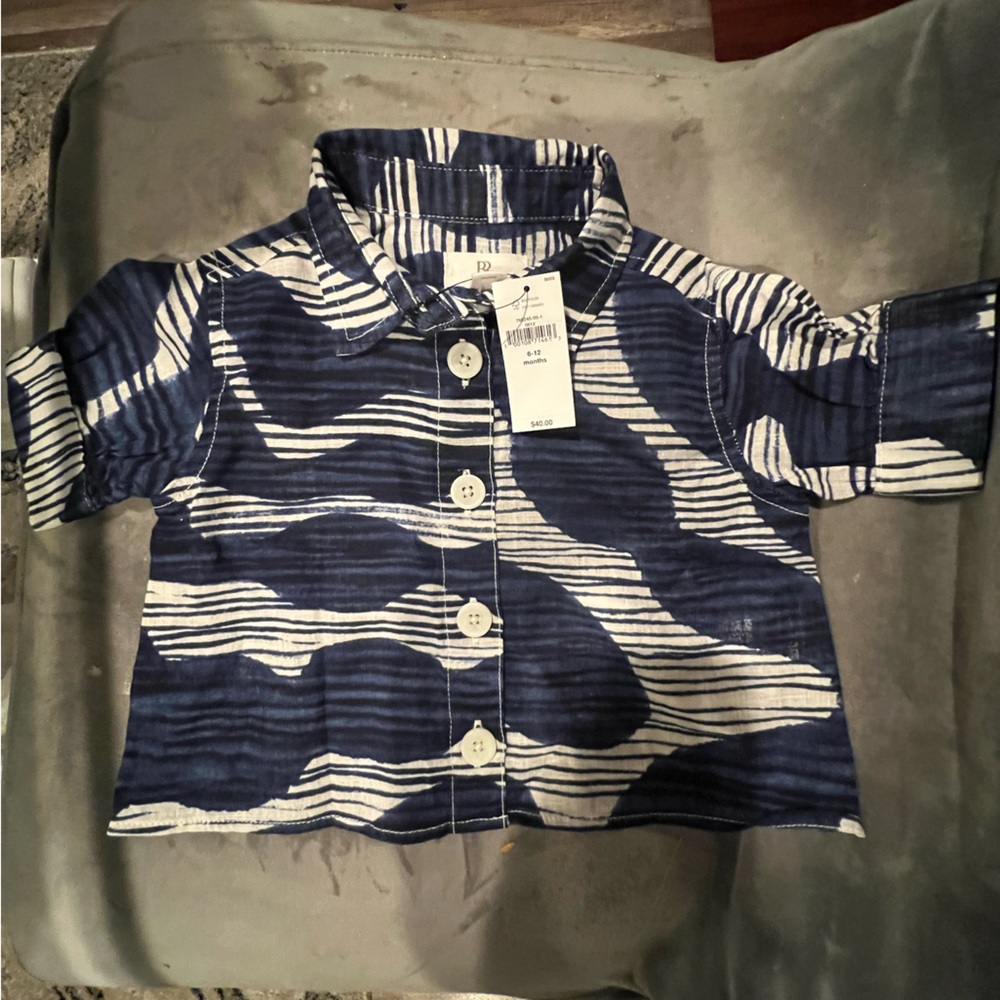 Kids banana republic shirt